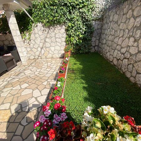 Momentera Apartments Kotor Eksteriør billede