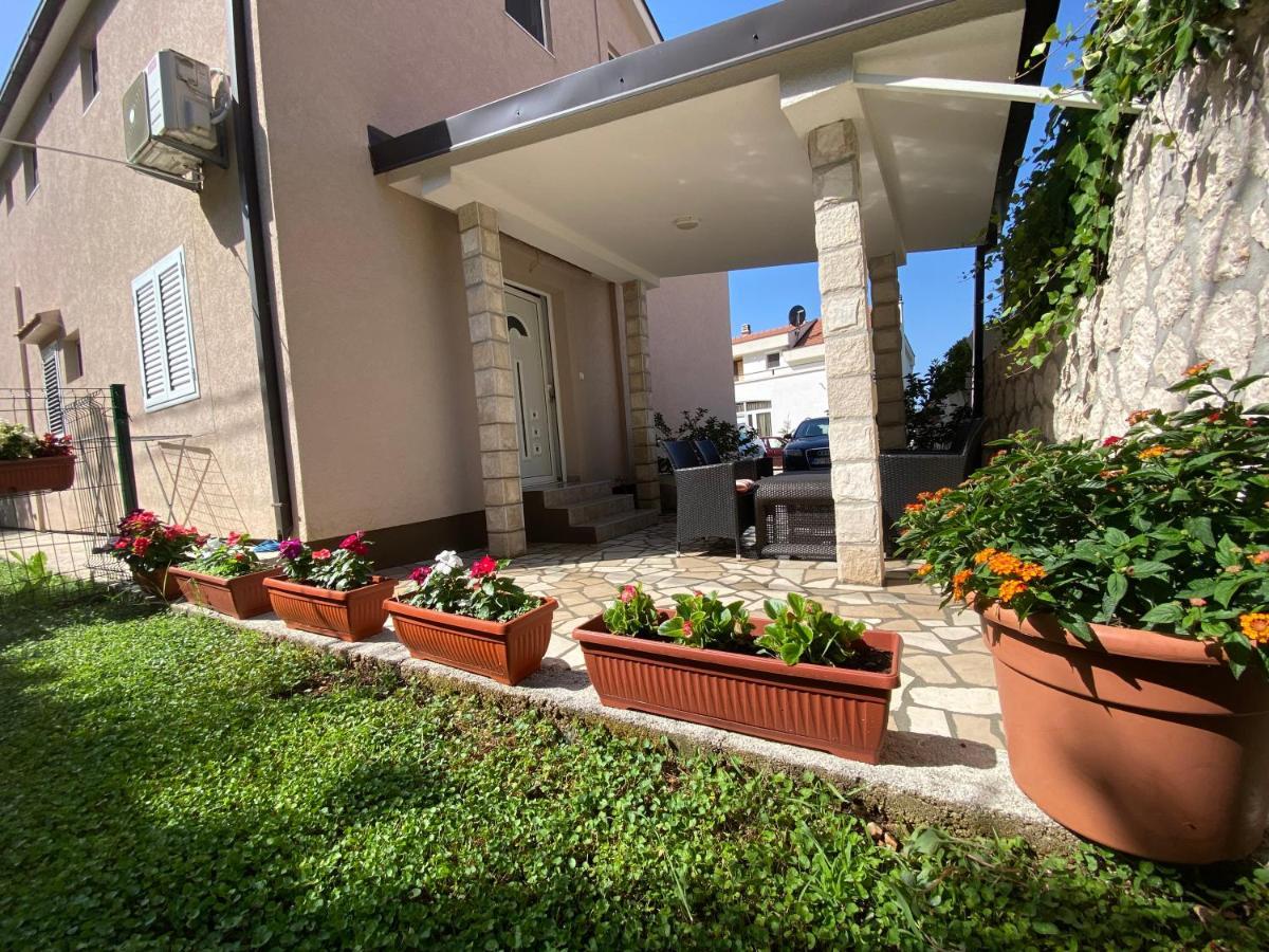 Momentera Apartments Kotor Eksteriør billede