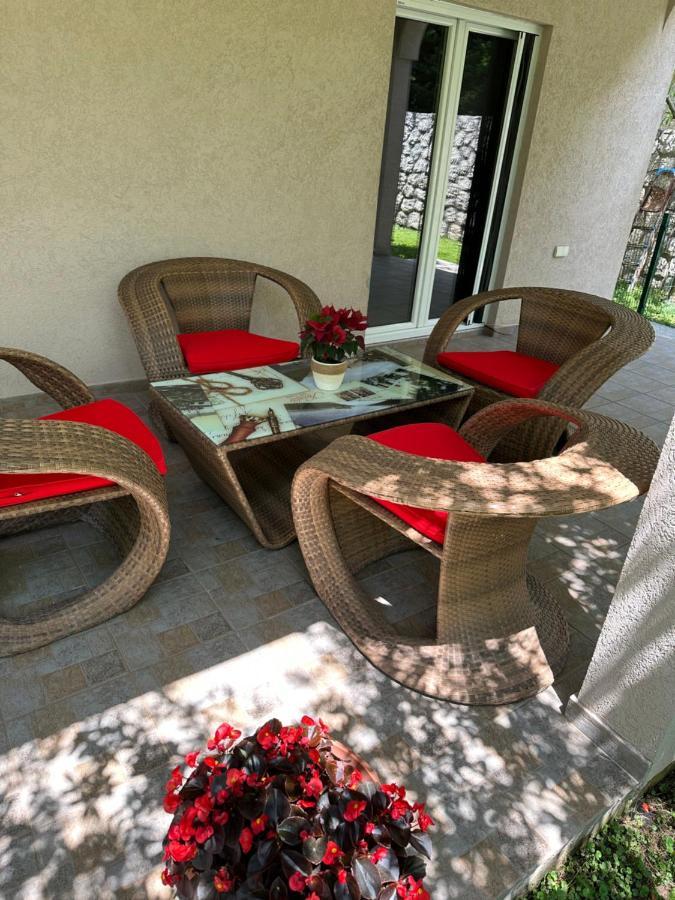 Momentera Apartments Kotor Eksteriør billede